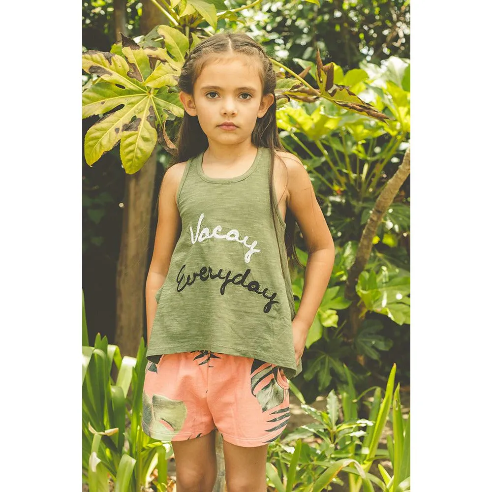 Amal-Palm shorts | Coral
