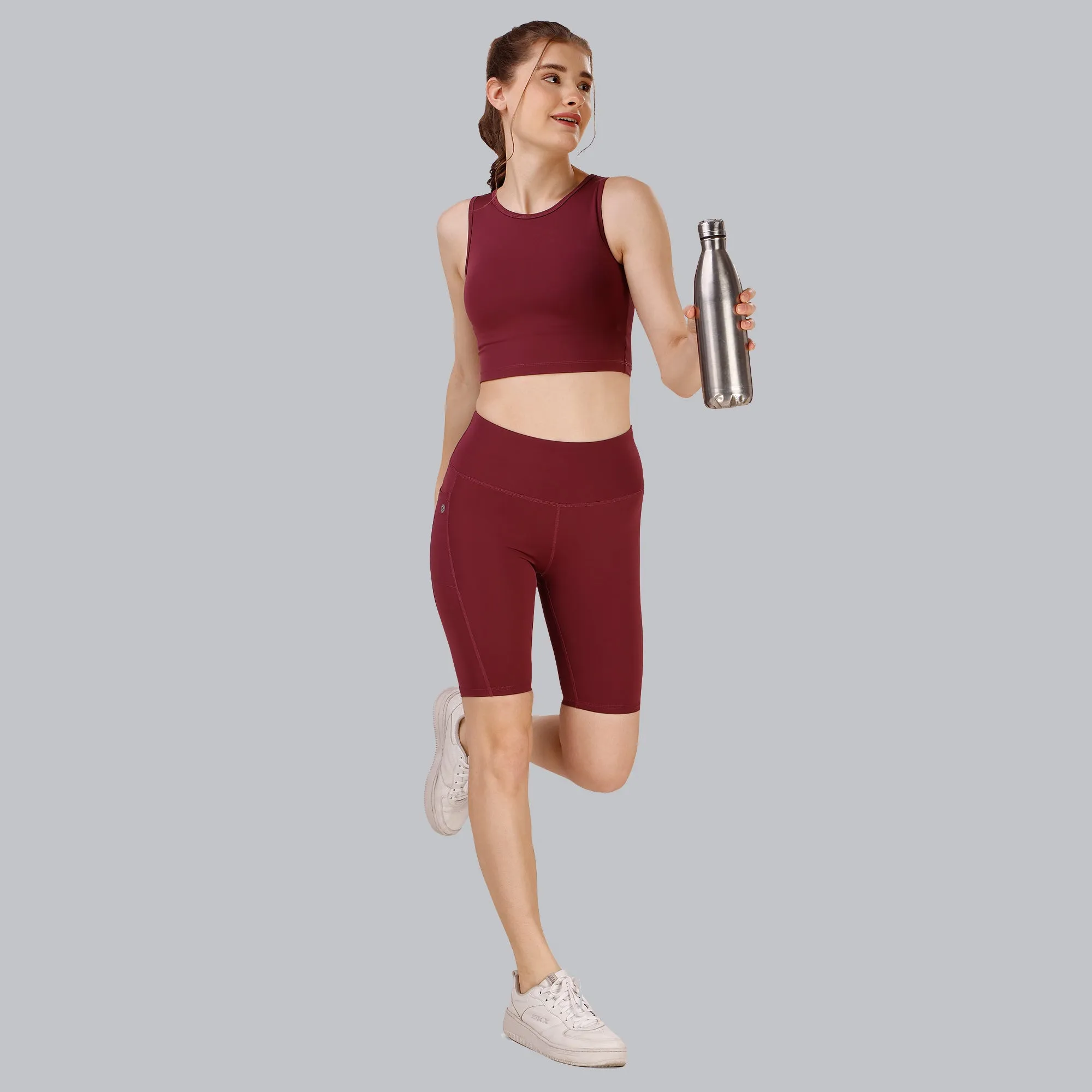 Athleisure Quick Dry Athleisure Crop Top & Knee-Length Sports Cords