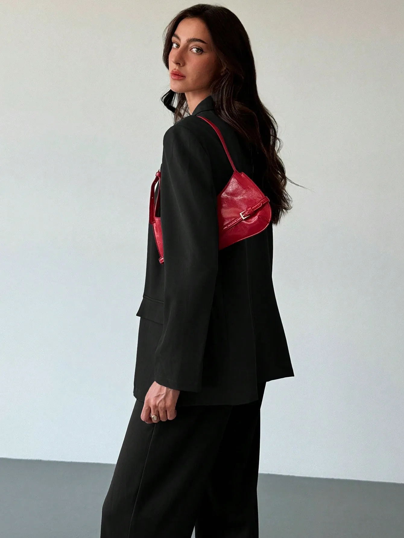 Blazer Aloruh gris texturizado para mujeres jóvenes