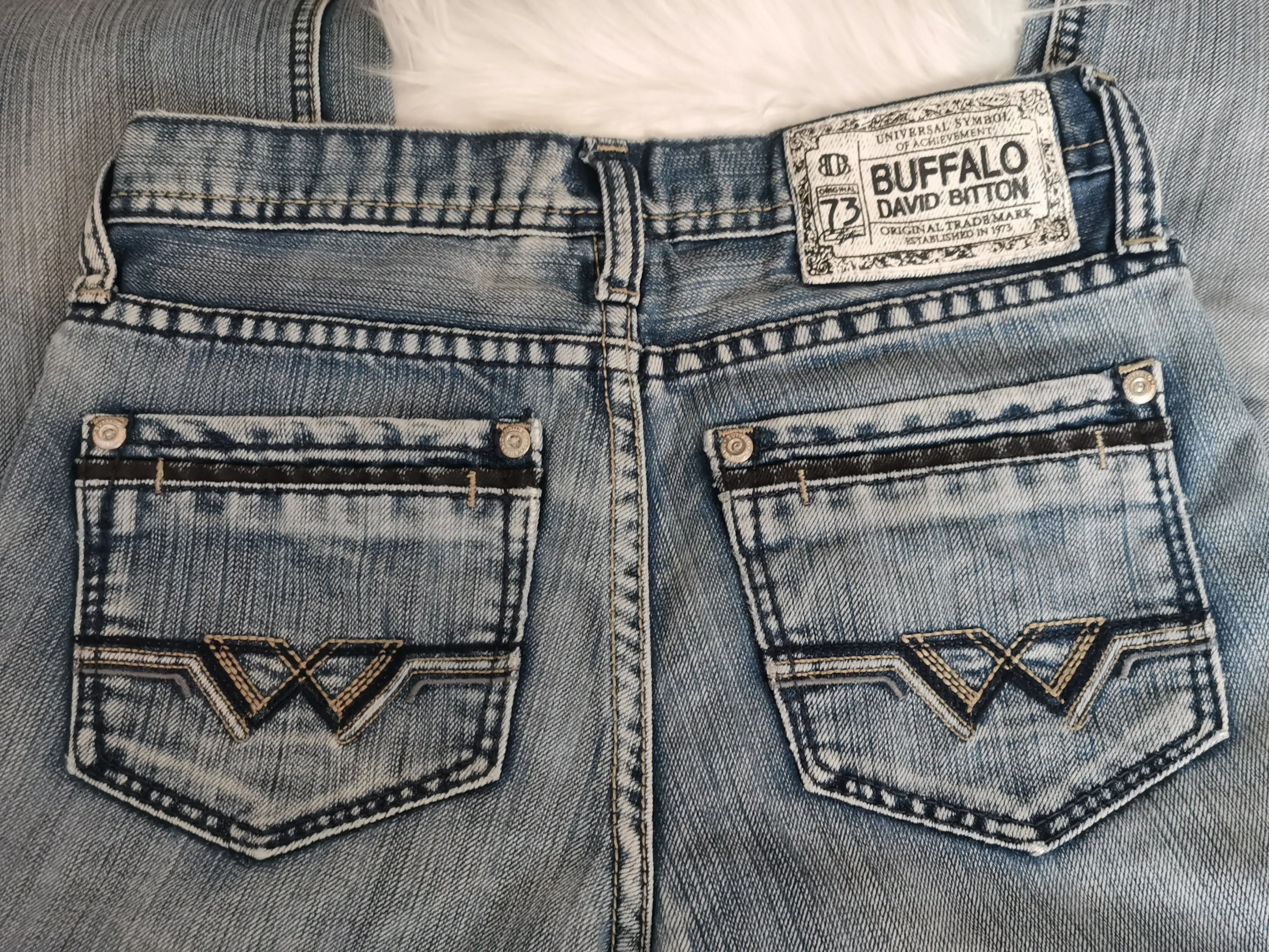 BOY SIZE 12 YEARS - BUFFALO, Style: 'Driven X' Straight Jeans VGUC B17