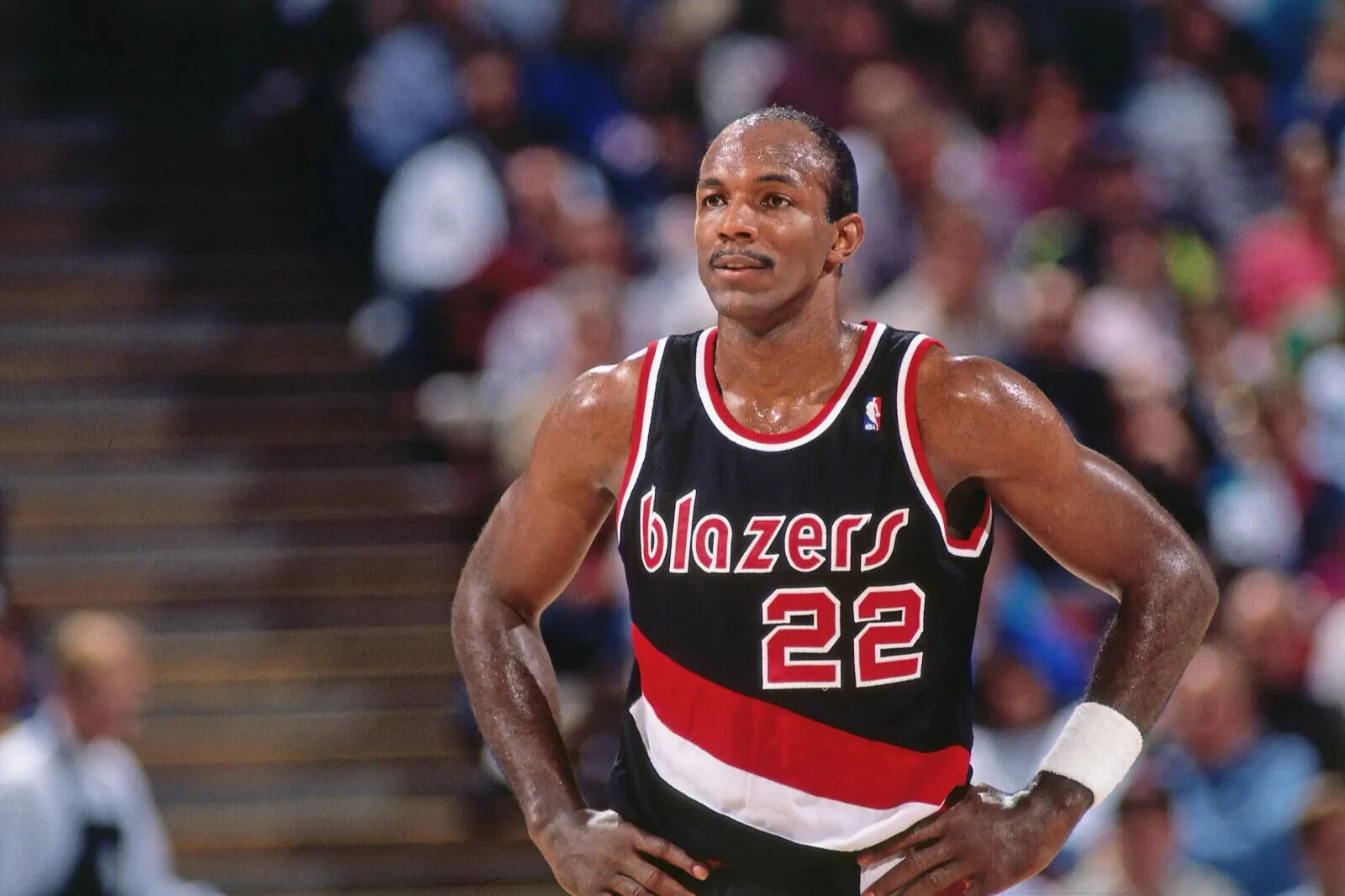 Clyde Drexler Signed Trail Blazers Jersey (PSA/DNA COA) Portland 10xNBA All Star
