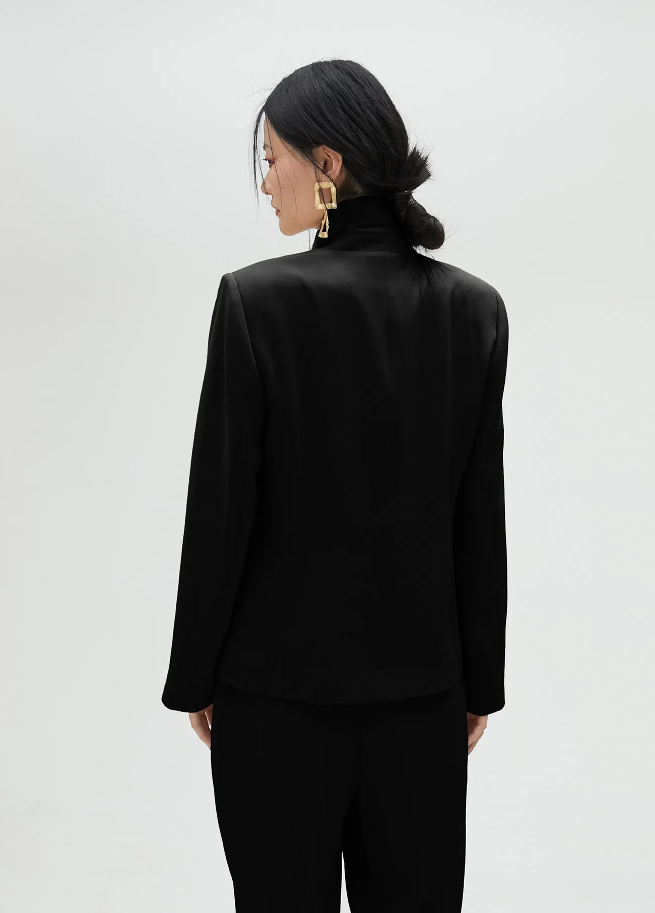 Cropped blazer with knot detail