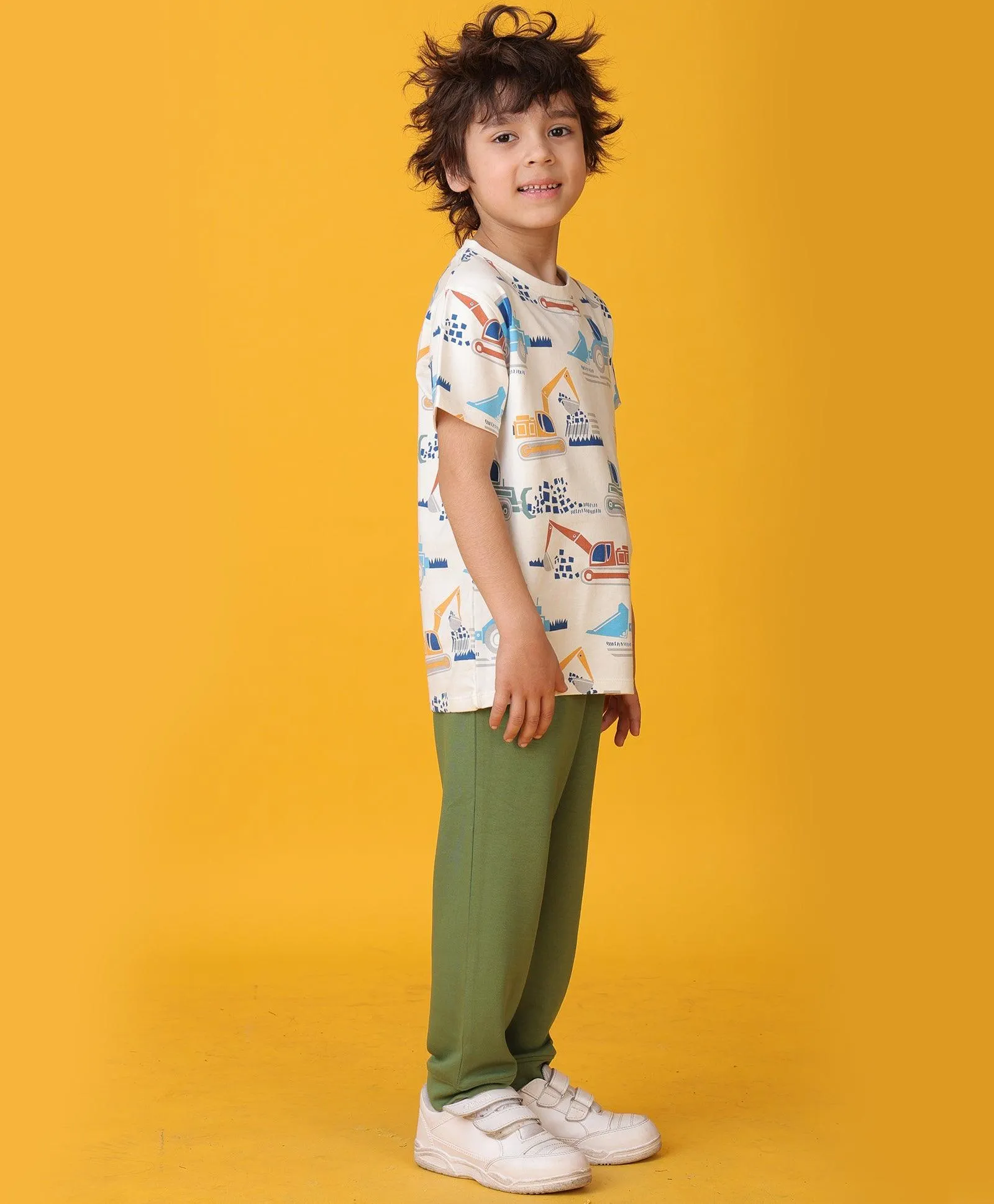 DIGGER OLIVE SUMMER JOGGER SET - WHITE/OLIVE
