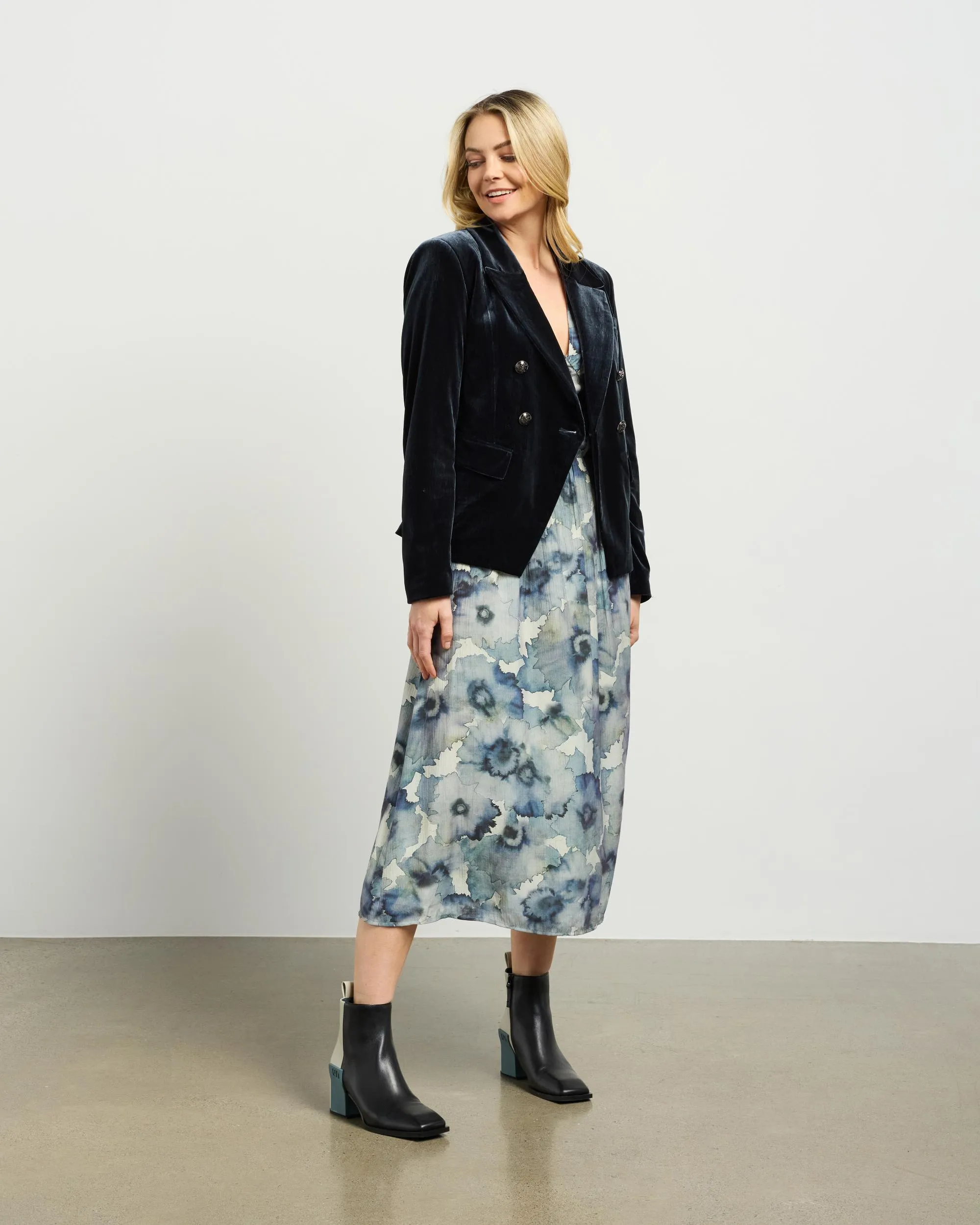 et alia Ashton Blazer - Slate Vintage Velvet