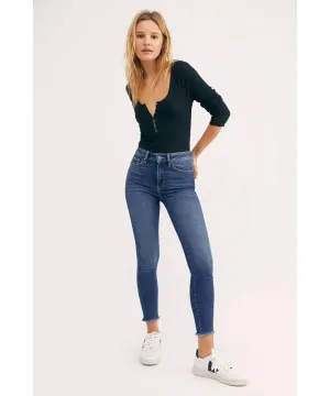 Feel Good Favorite Jean Capri Blue