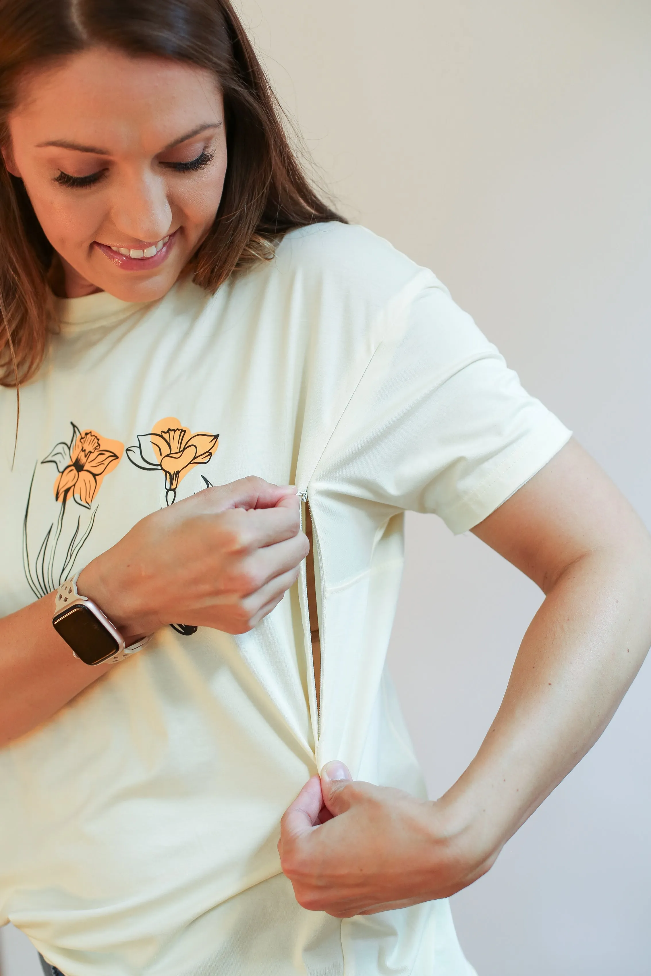FINAL SALE Relaxed Fit Zip Breastfeeding Tee - CREAM