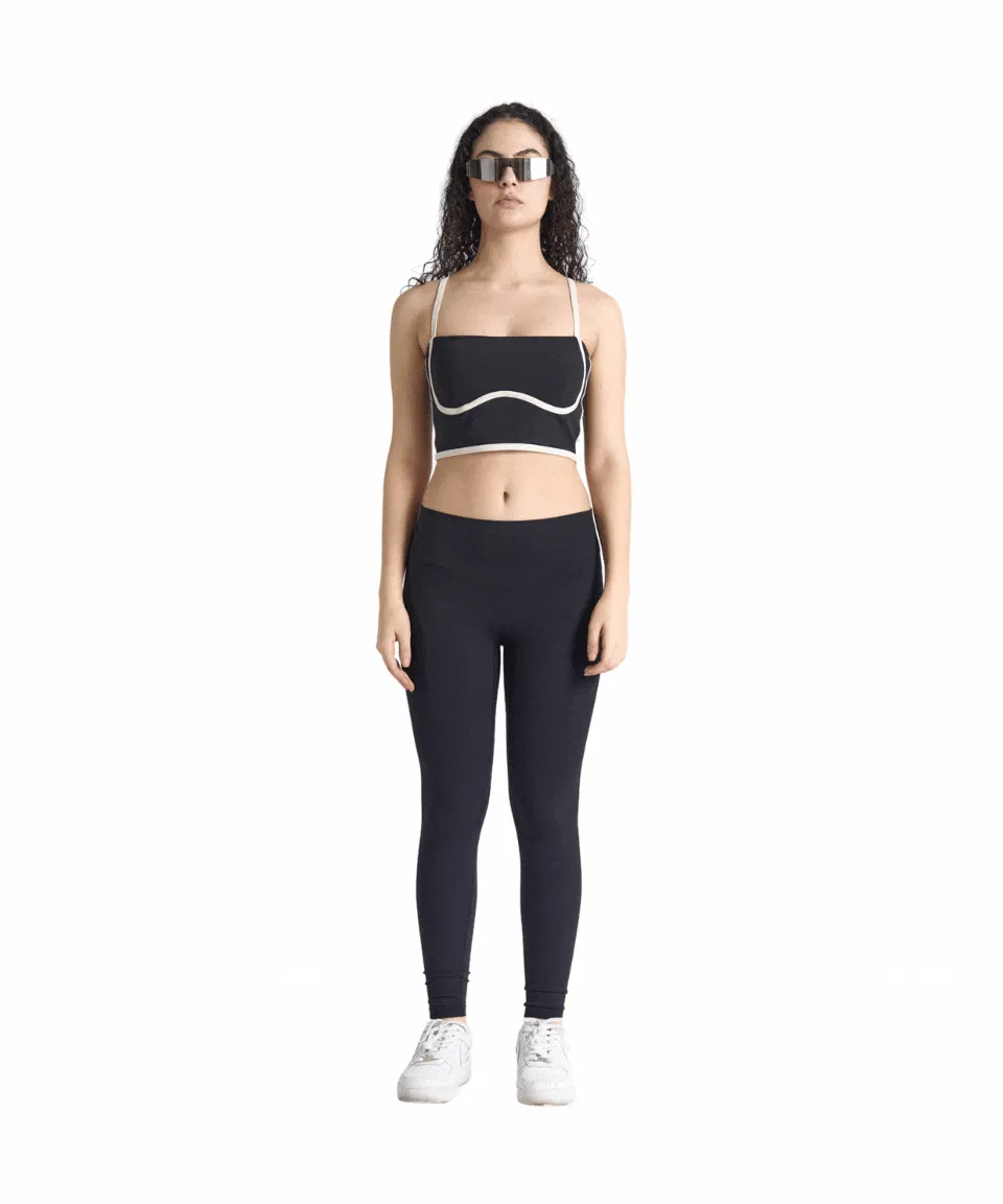 FlowForm Outline Cropped Tank (with built in pads)