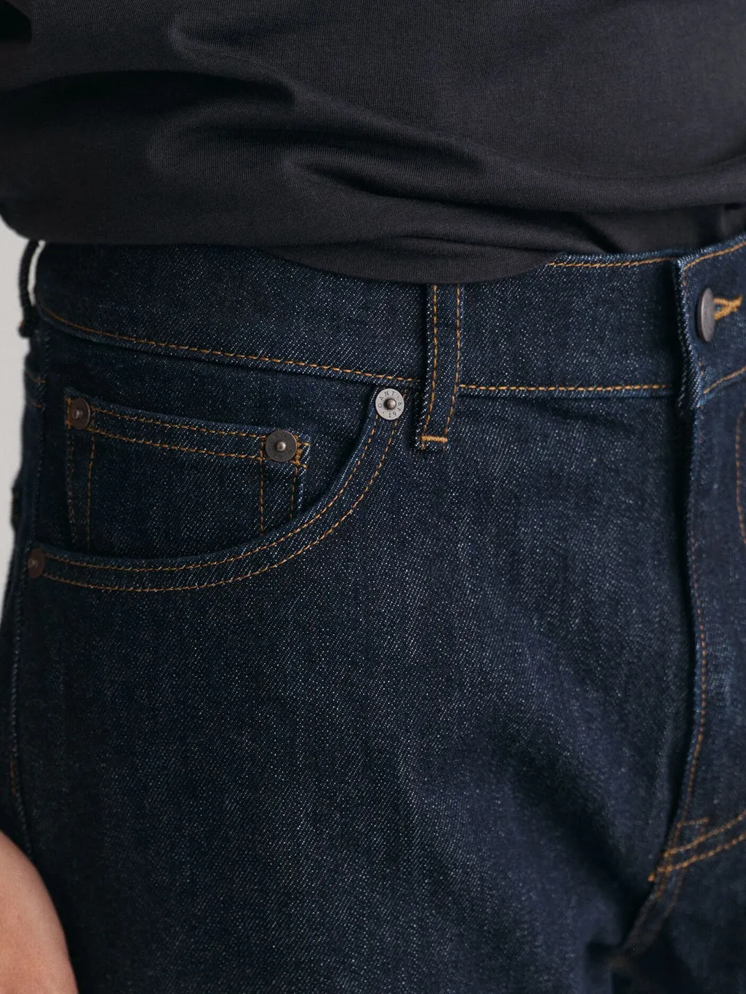 Gant Men Blue Washed Regular Fit Mid-Rise Jeans