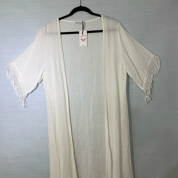GiGi Moda made in Italy fringe duster. One size fit tall.