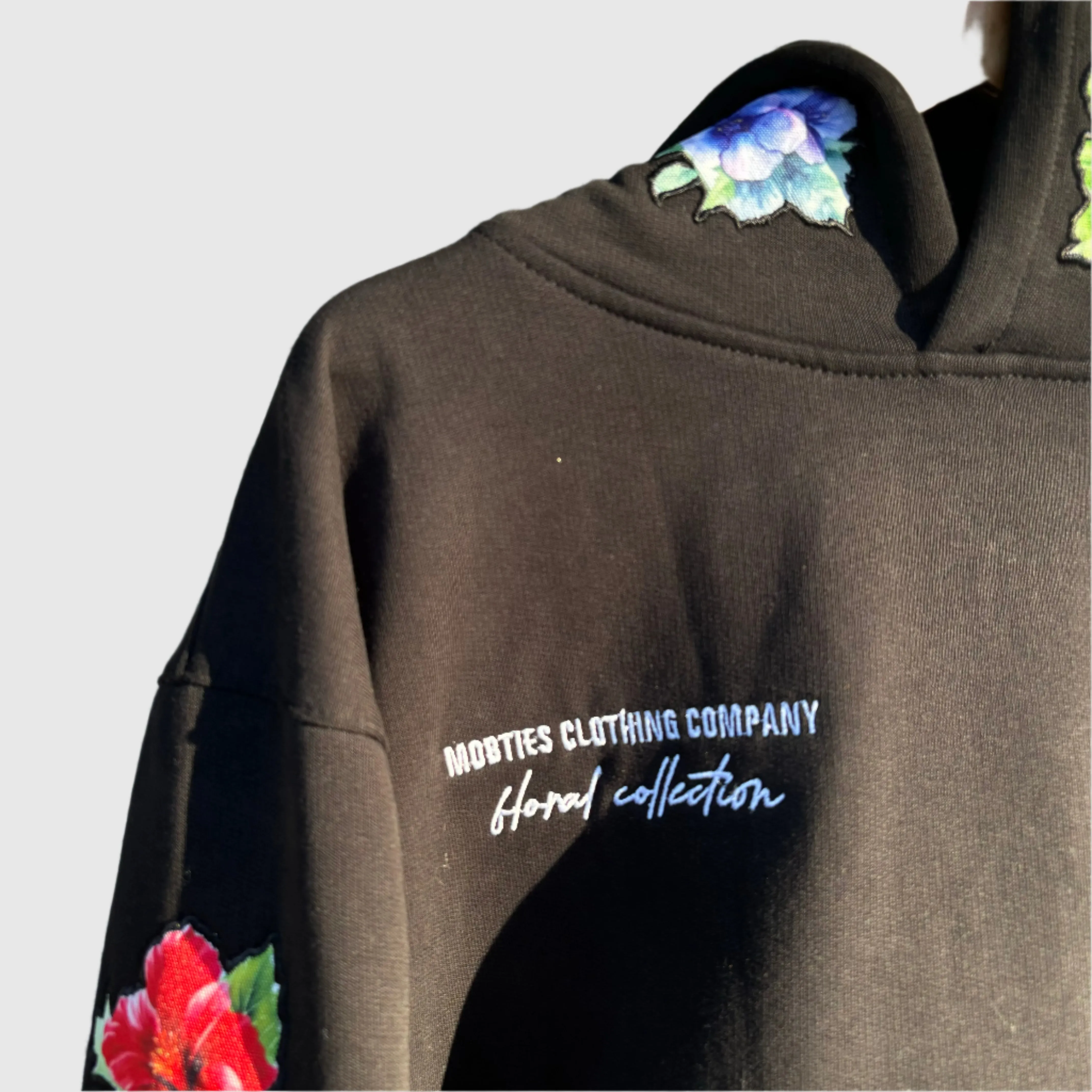 'GIVE FLOWERS' HOODIE