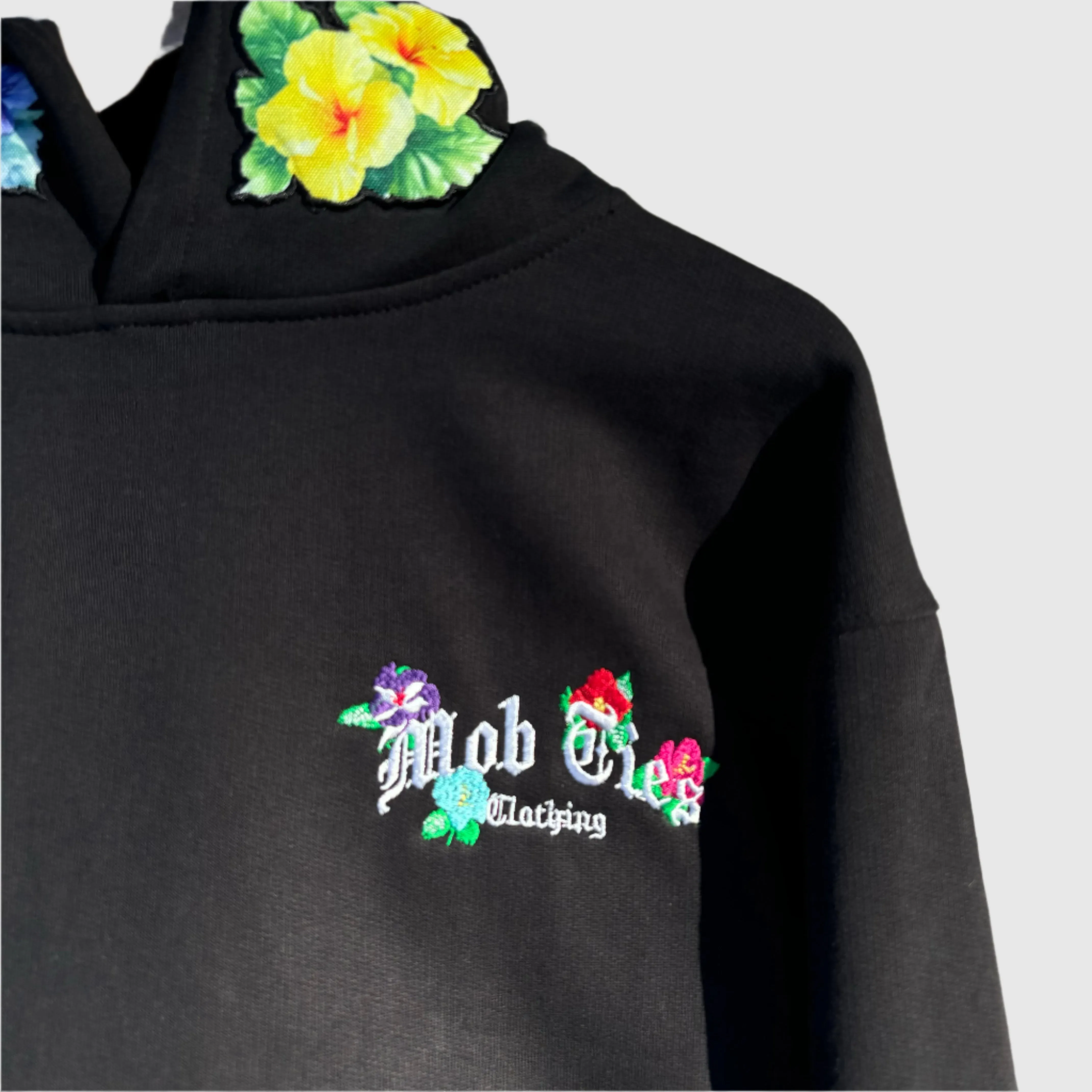 'GIVE FLOWERS' HOODIE