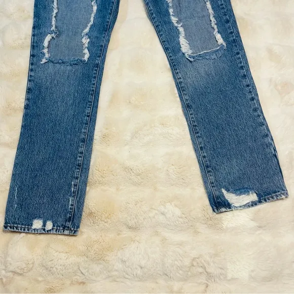 Good American Intentionally Destroyed Distressed High Waist Relaxed Fit JeanSz 6