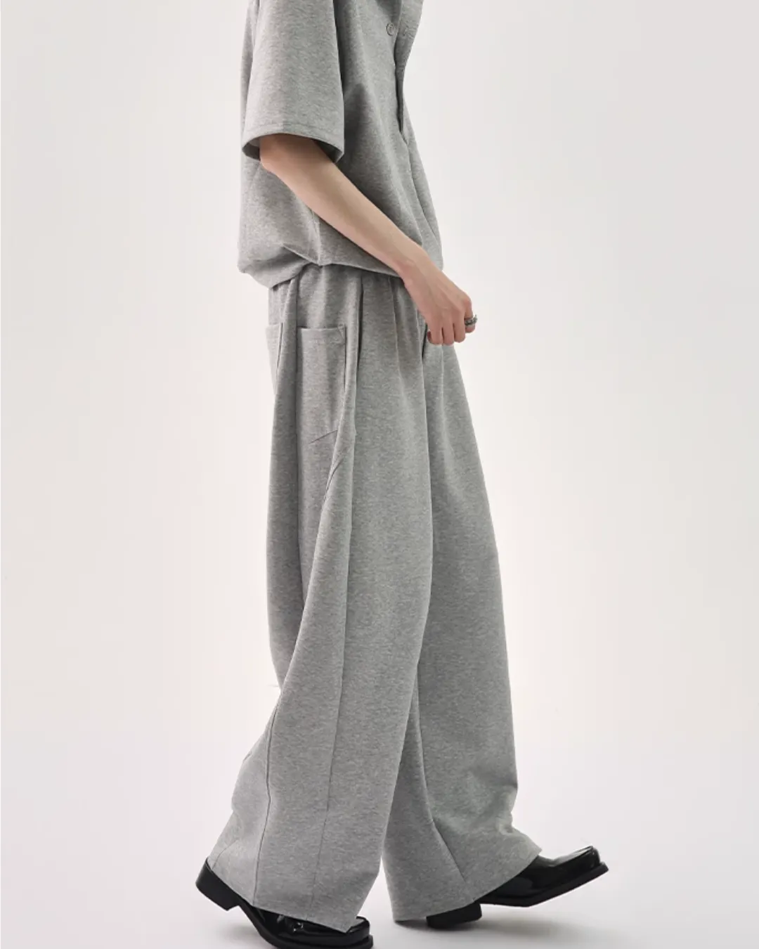 Half Button Short Sleeve Top / Sweat Wide Pants CBJ0119