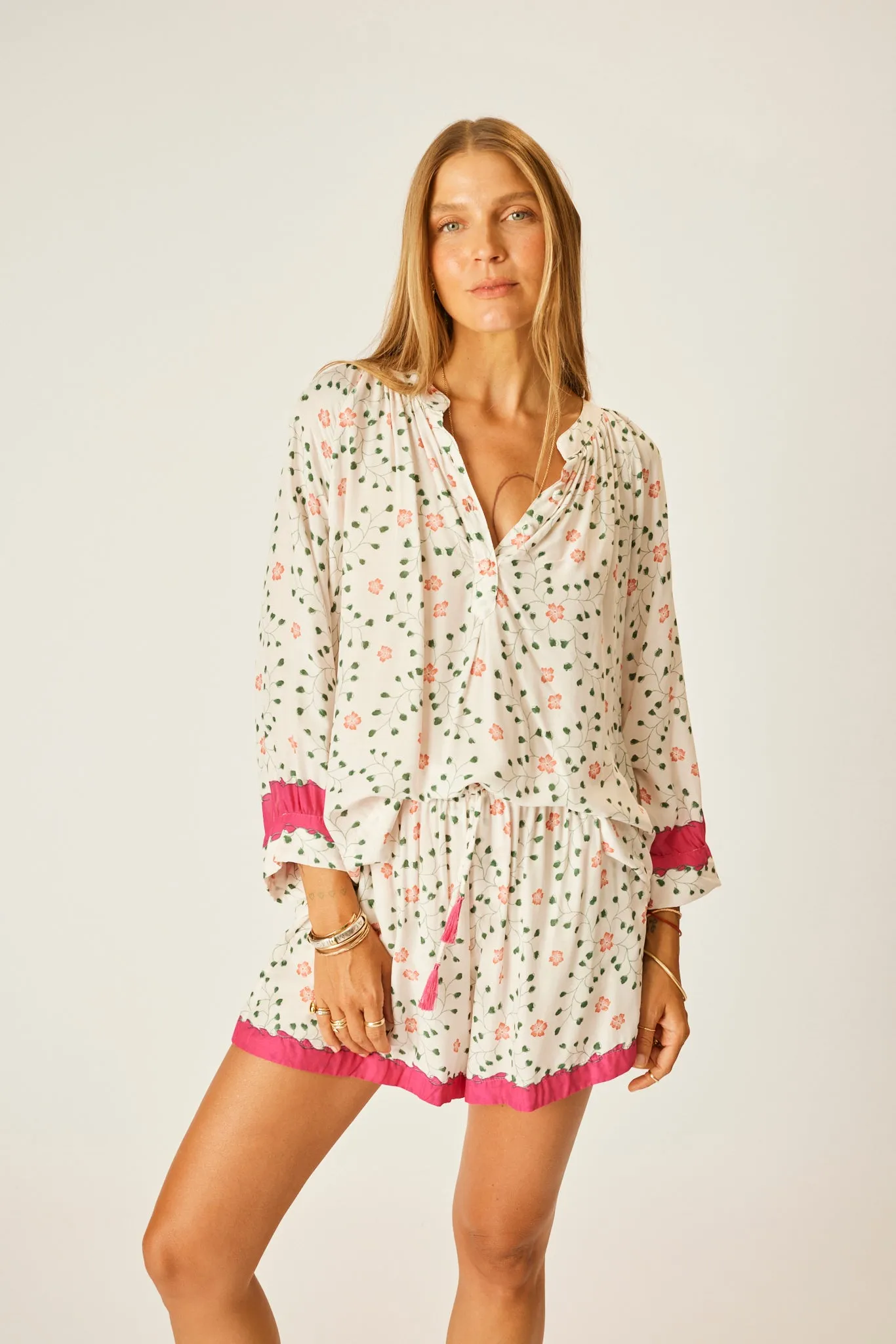 JASPER SHORT