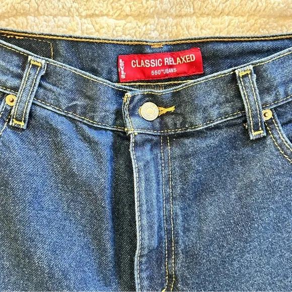 Levi’s 550 Vintage Classic Tapered Relaxed Fit Jeans Women’s Size 12 M. NWOT