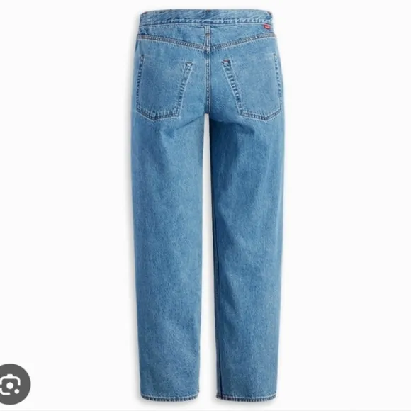 Levi’s  Reversible Dad Baggy Wide Leg Jeans Size 24