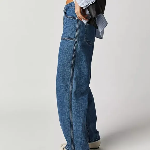 Levi’s  Reversible Dad Baggy Wide Leg Jeans Size 24