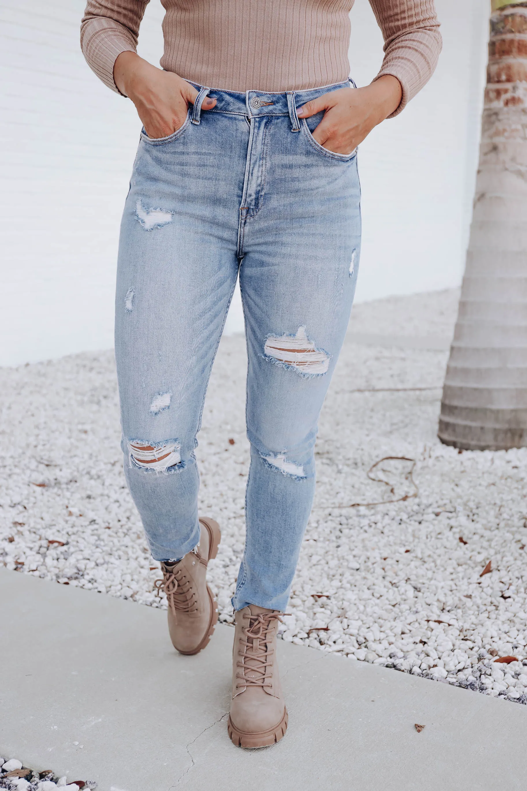 Logan Relaxed Fit Skinny Jean - Medium