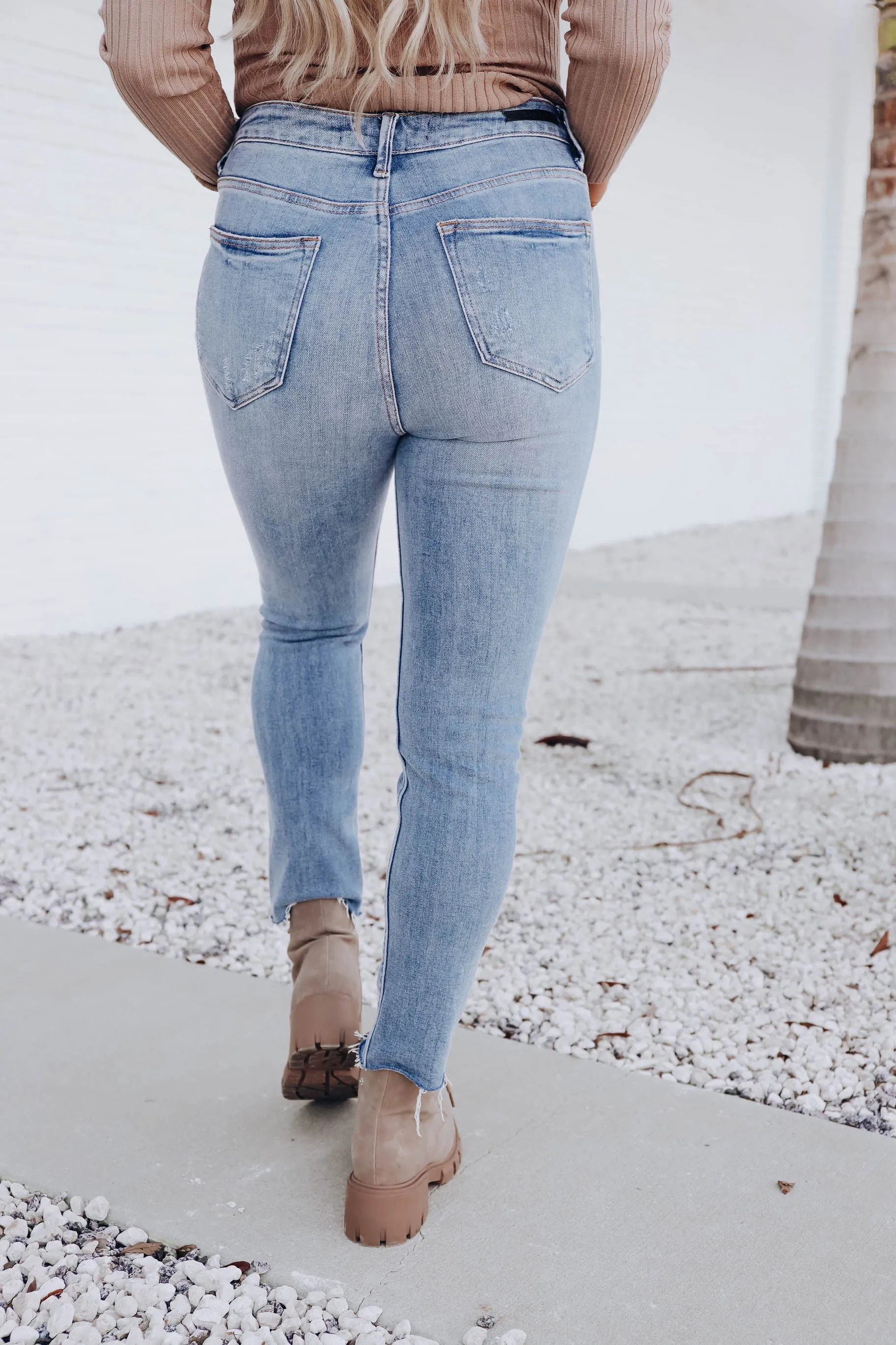Logan Relaxed Fit Skinny Jean - Medium