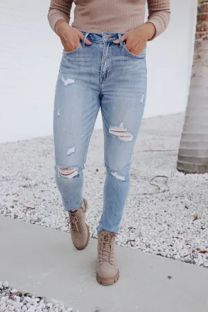 Logan Relaxed Fit Skinny Jean - Medium