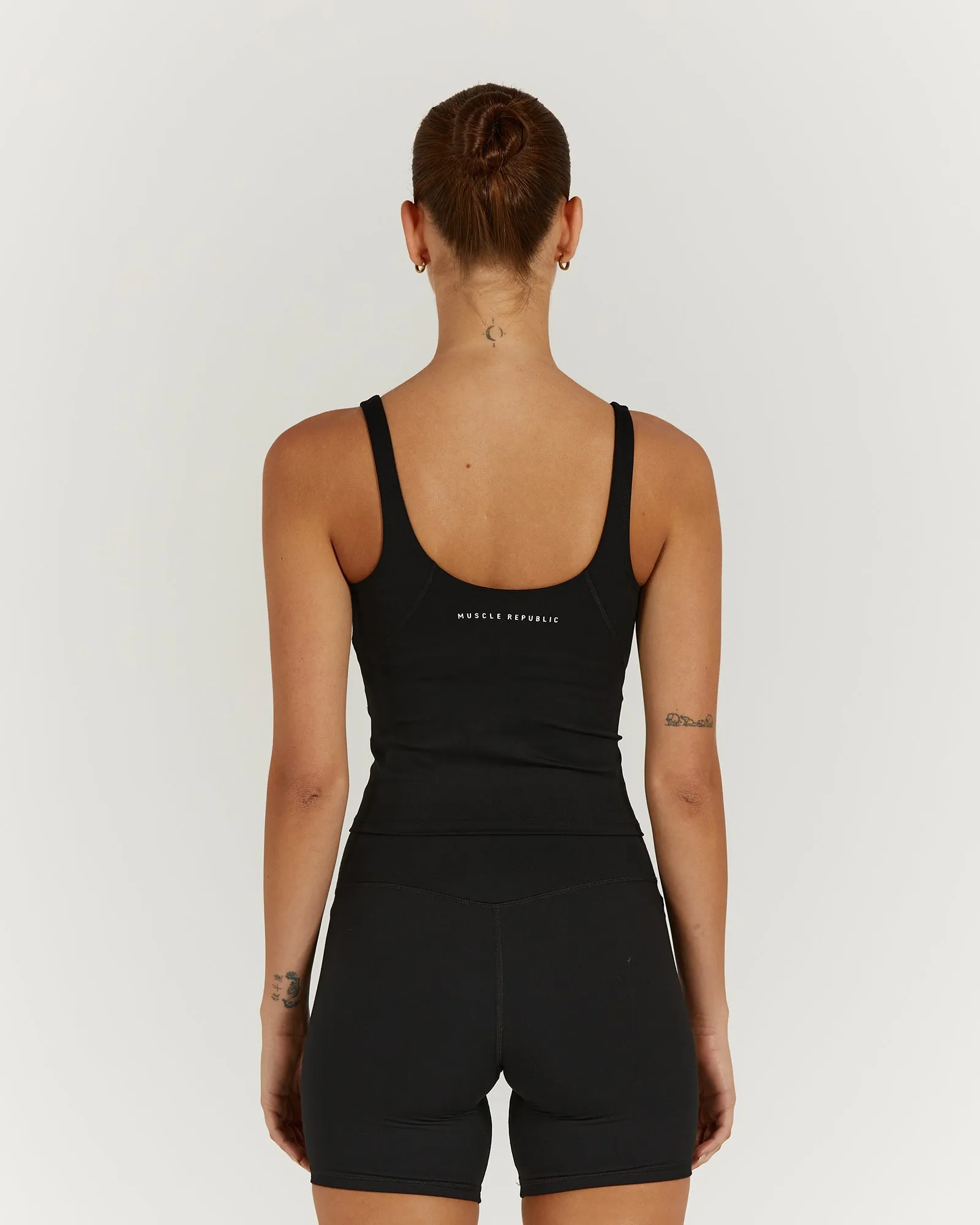 LUXE BROOKE LONGLINE TOP - BLACK