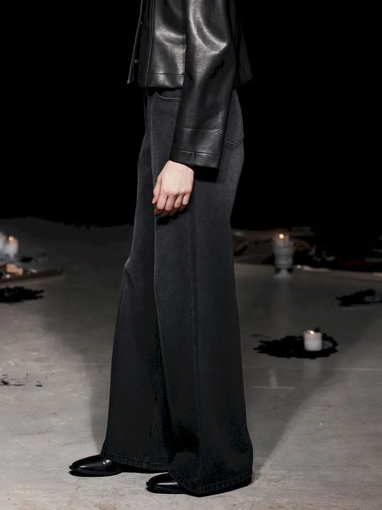 Midline Relaxed Fit Black Jeans