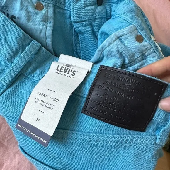NEW Levi’s Barrel Crop Jeans Blue Teal Bright Mist Womens Relaxed Fit Size 29