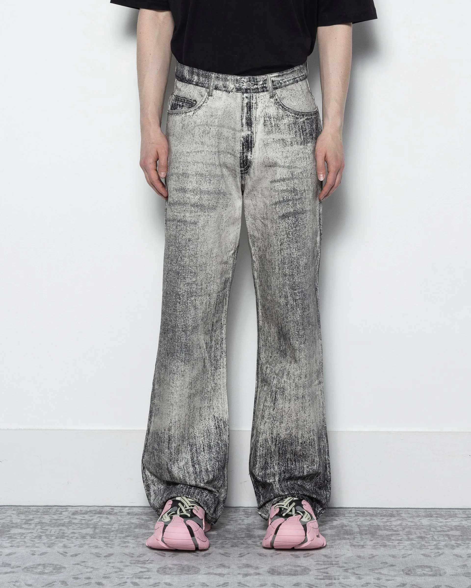 Paint Denim Jeans in Faded Black