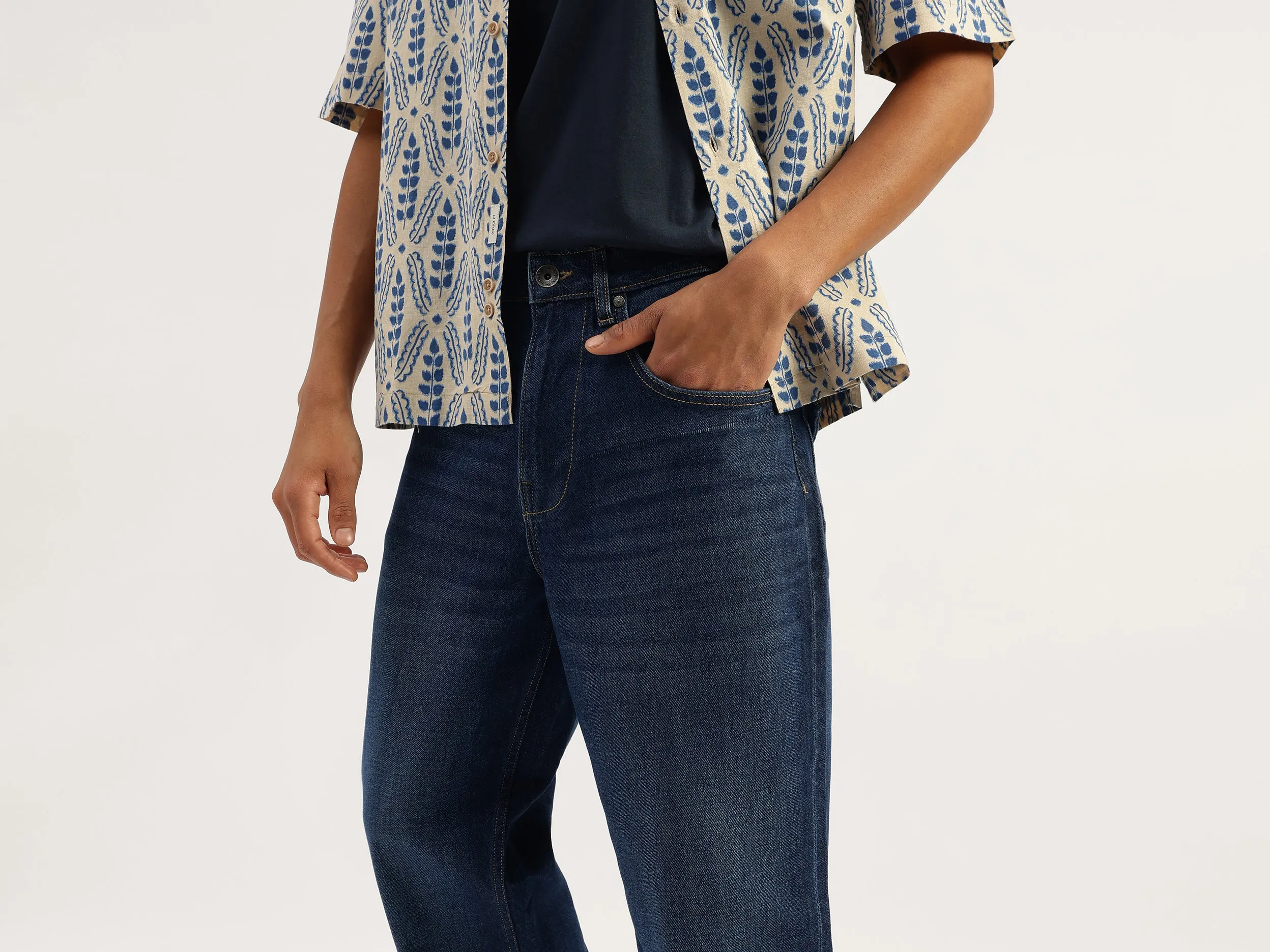 Solid Baggy Fit Mid Wash Jeans