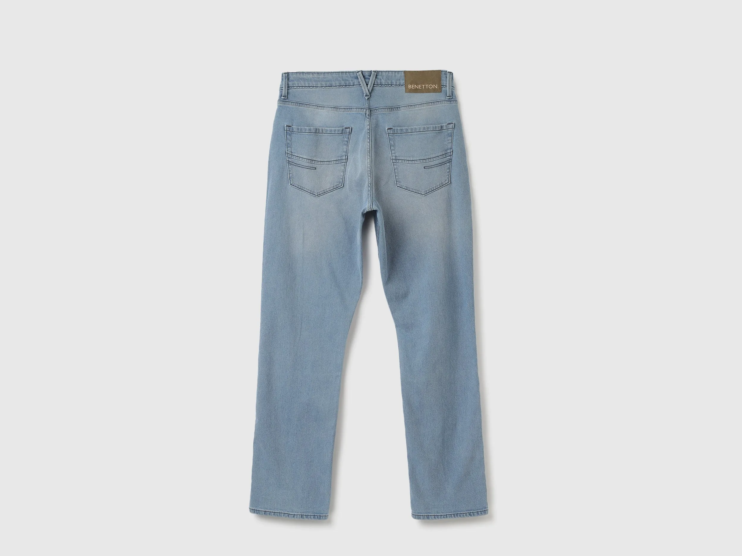 Solid Relaxed Fit Jeans