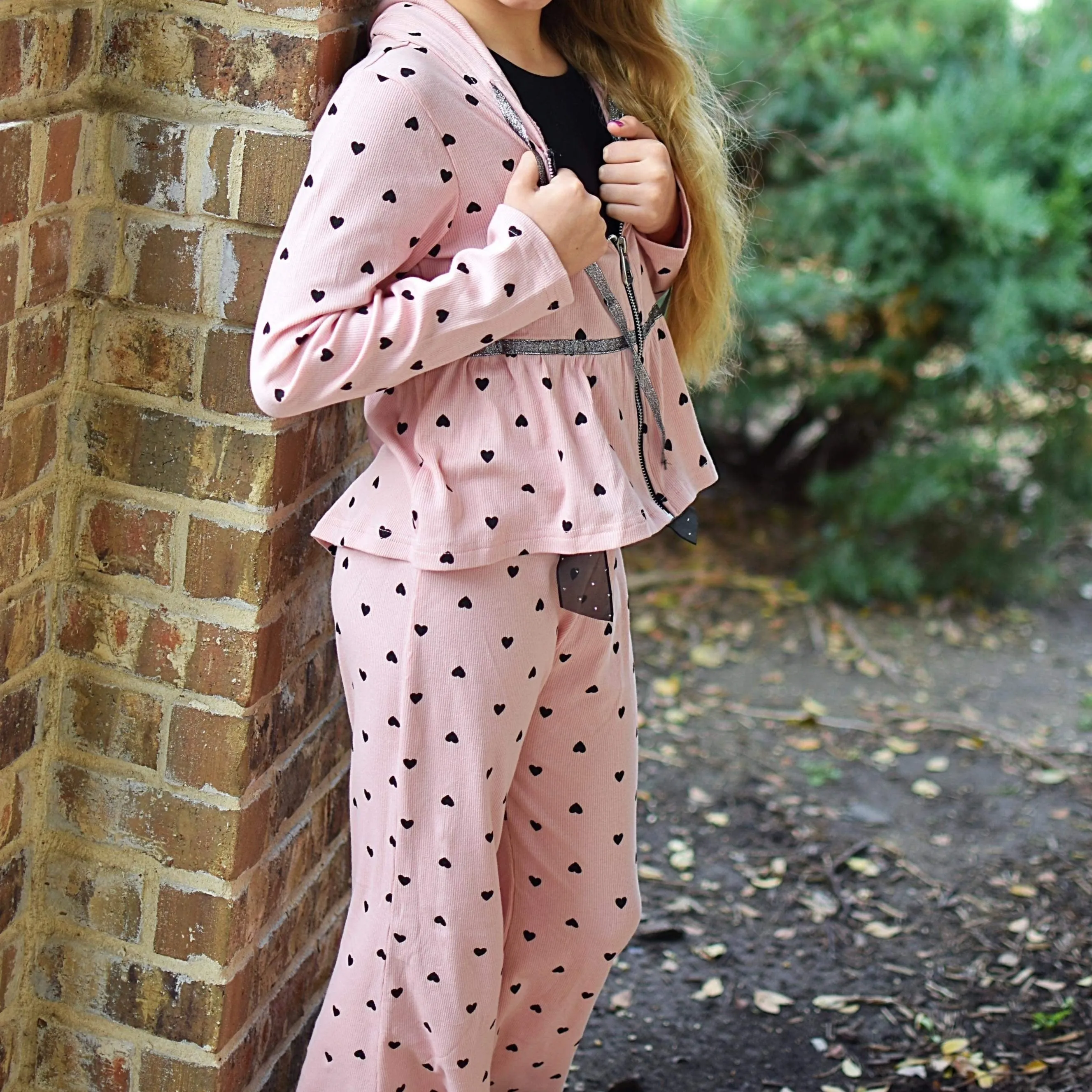 Sophie’s Sweet Heart leggy Hoodie set rts (2, &16 only)