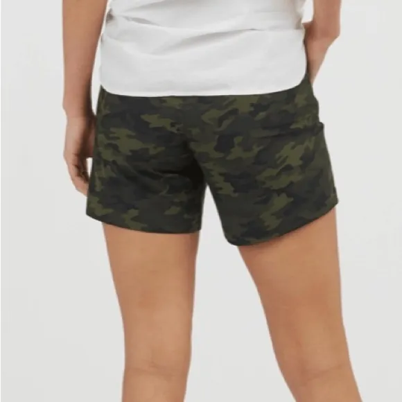 Spanx Small Shorts Sunshine Shorts 4” in Green Camo NWT