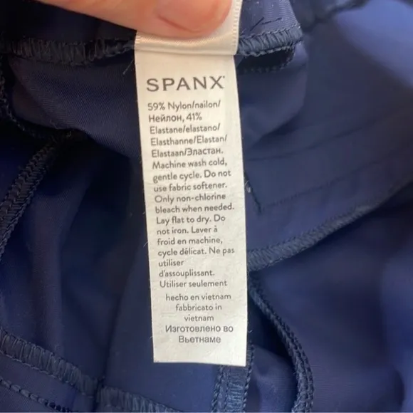 SPANX Sunshine Shorts Sunkissed Navy Blue XL 6” inseam