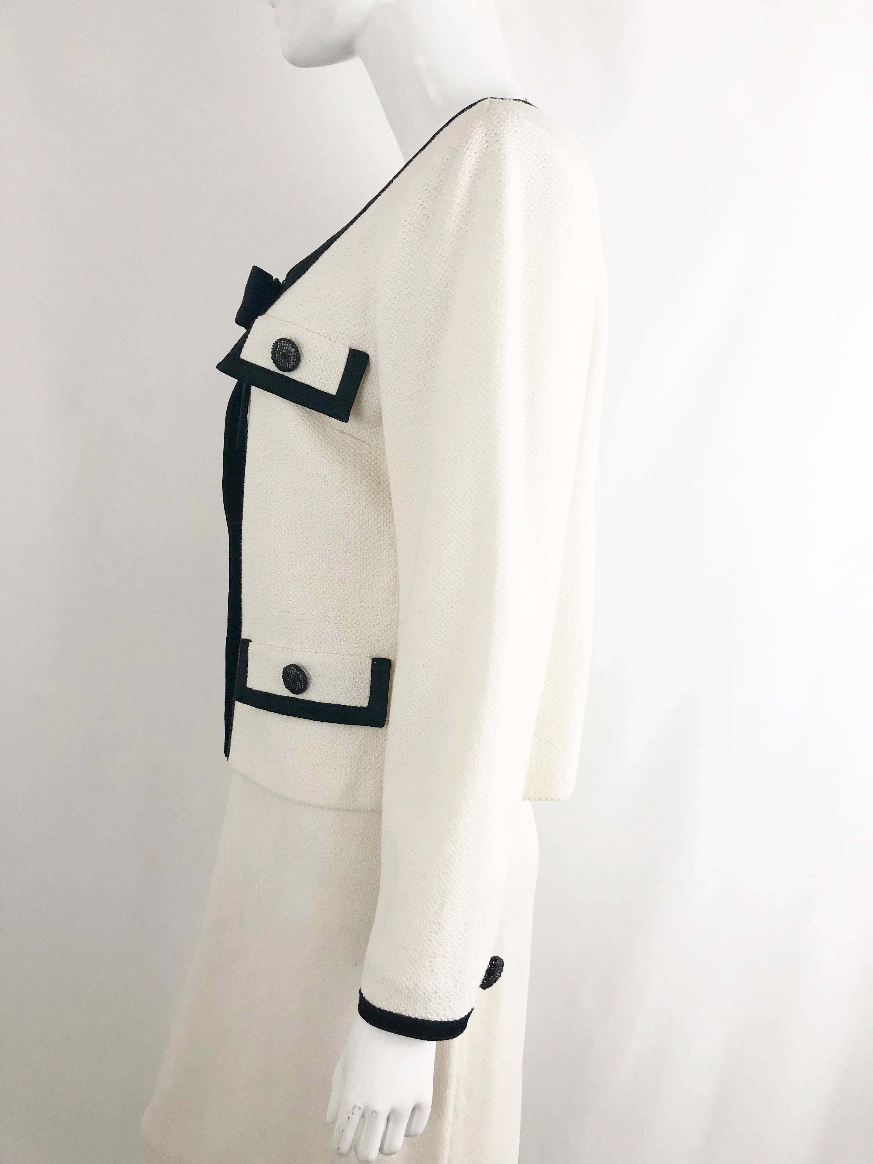 St. John Bow Accent Jacket Size 12