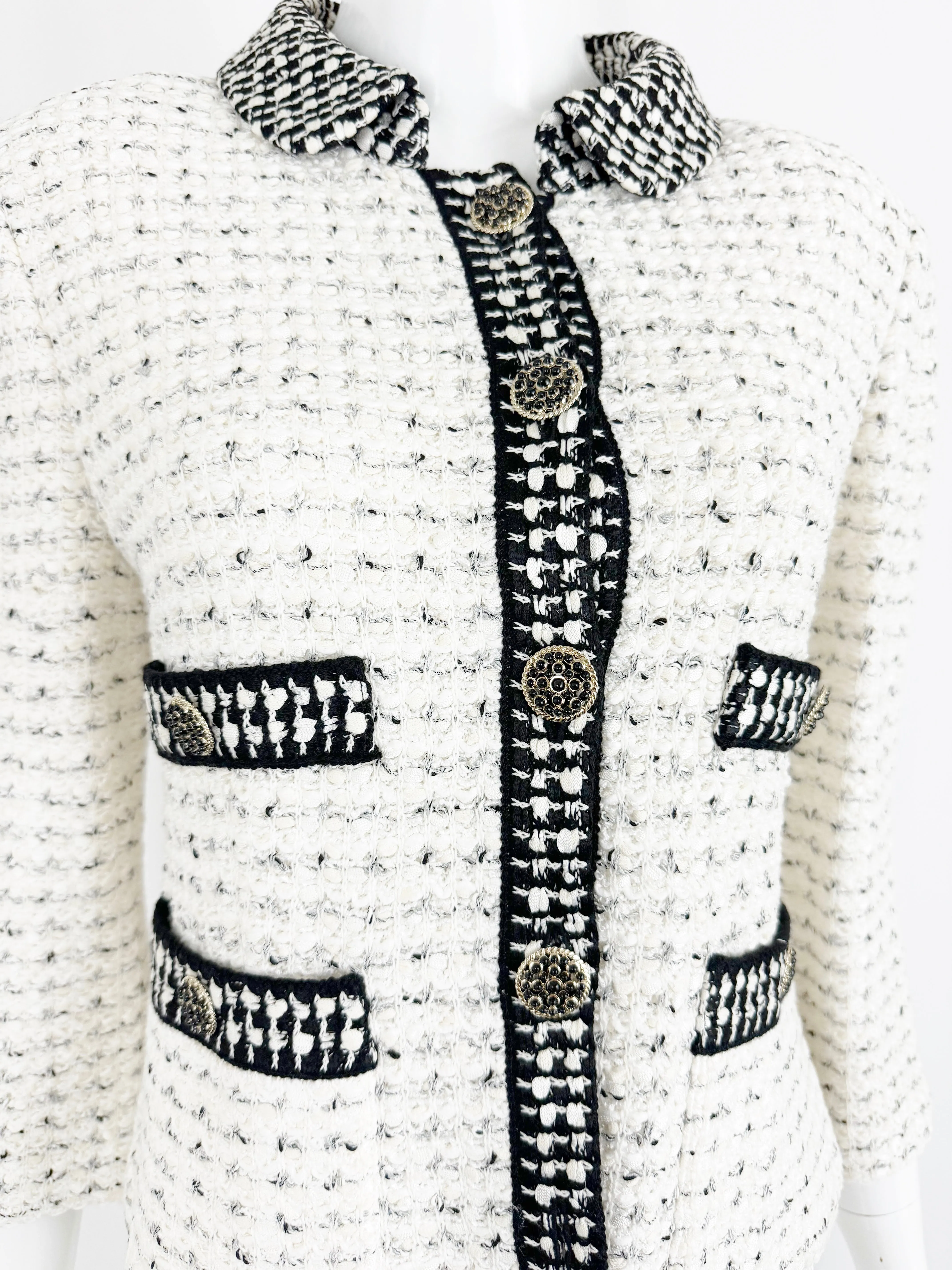 St. John Three Quarter Sleeve Jacket Size 8
