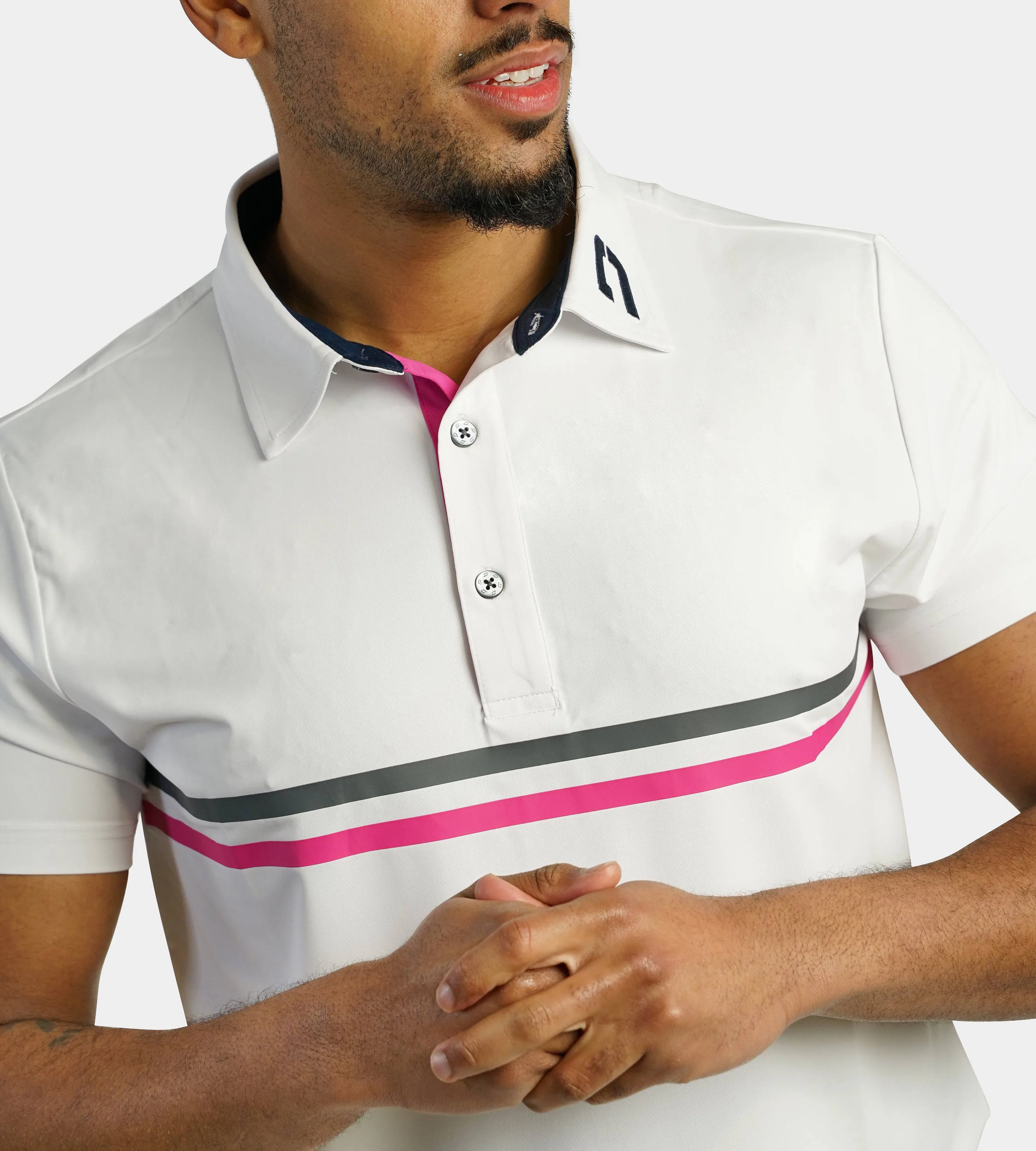 STRIPE PERFORMANCE POLO - WHITE/NAVY