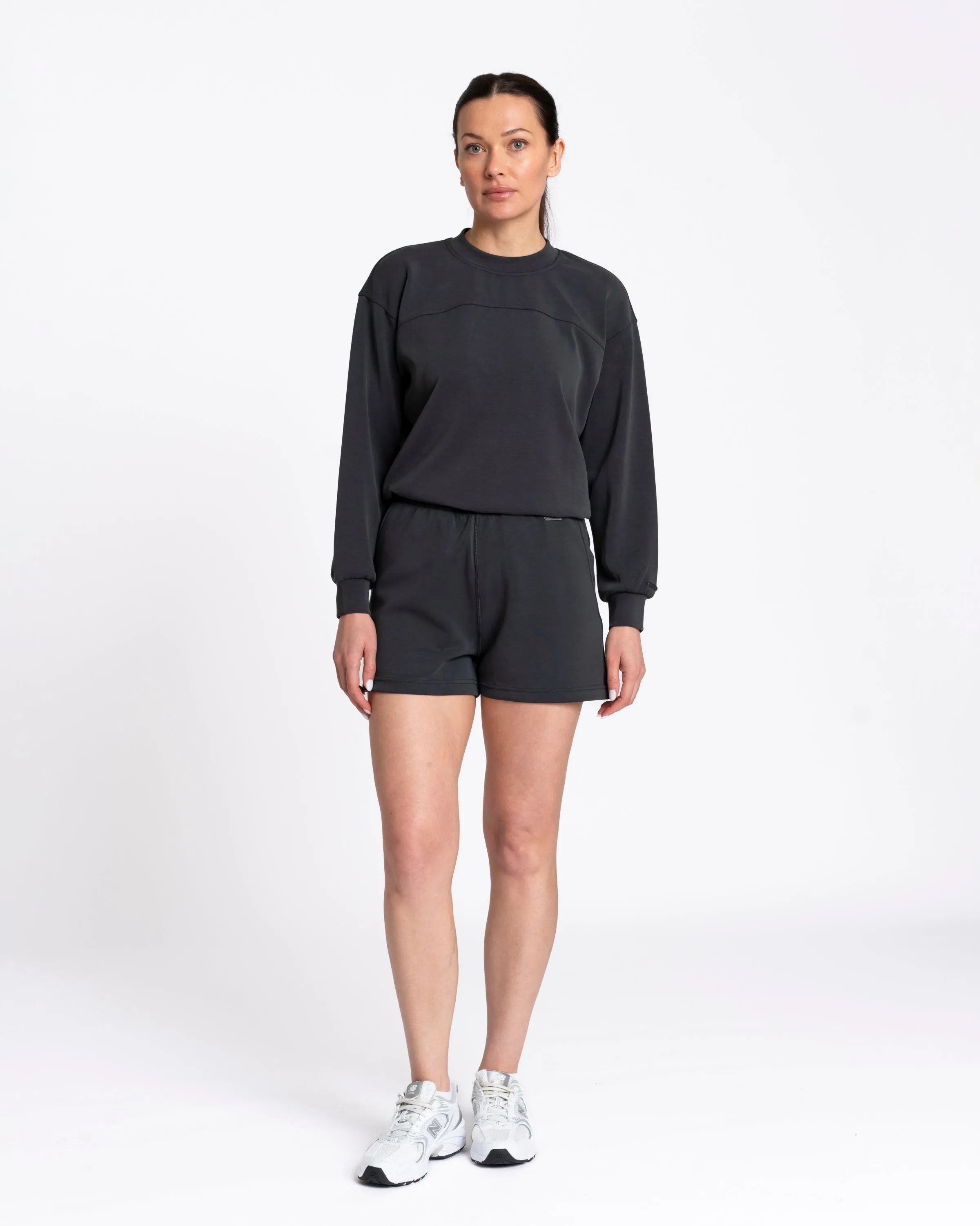 Studio UltraSoft Crew Black