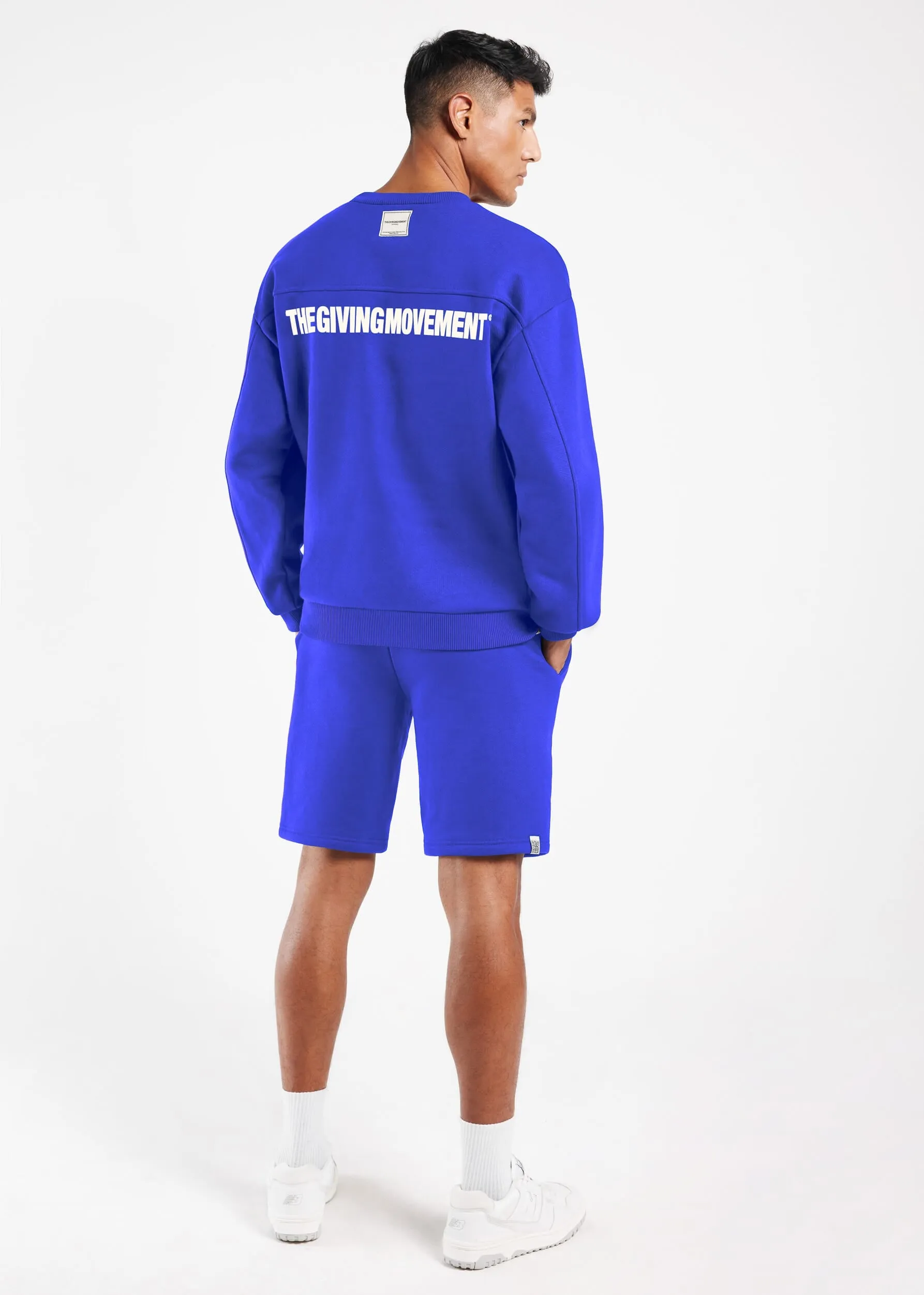 THE GIVING MOVEMENT OVERSIZED SWEATSHIRT
