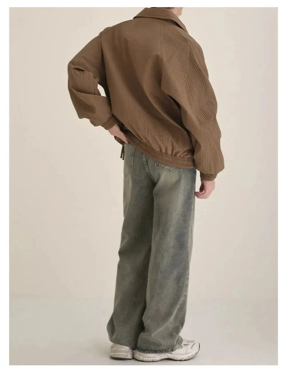 Vintage-Inspired High-Waist Relaxed Fit Jeans
