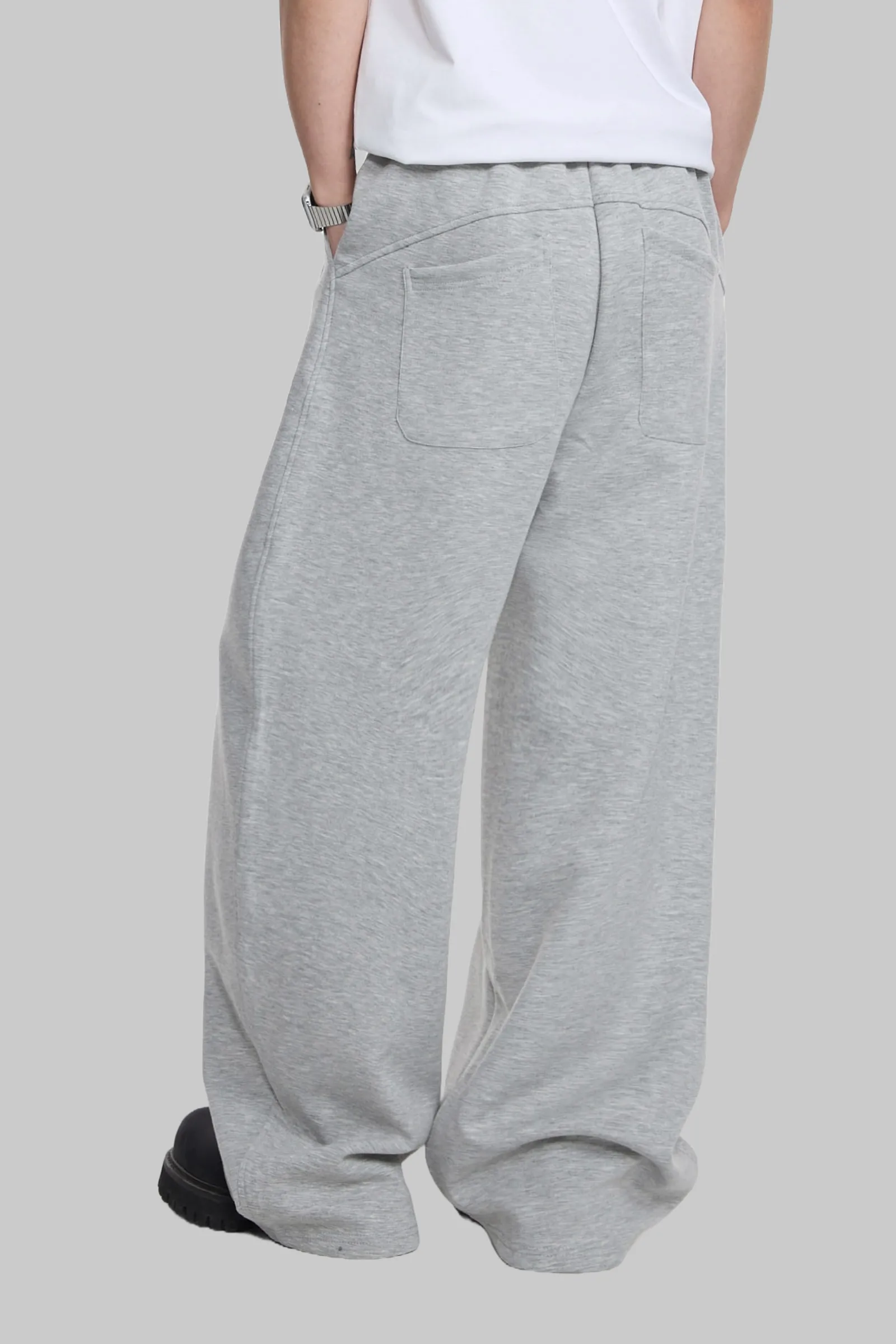 Wide-Leg Fleece Jogger