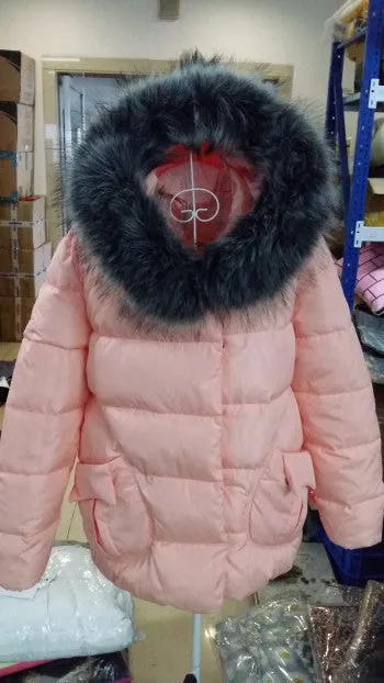 Winter Women Jackets Cotton Full Sleeve Covered button with pocketswomen Hat with Feathers Ultra Light Down Jacket A023