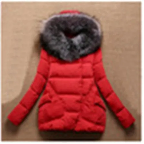 Winter Women Jackets Cotton Full Sleeve Covered button with pocketswomen Hat with Feathers Ultra Light Down Jacket A023