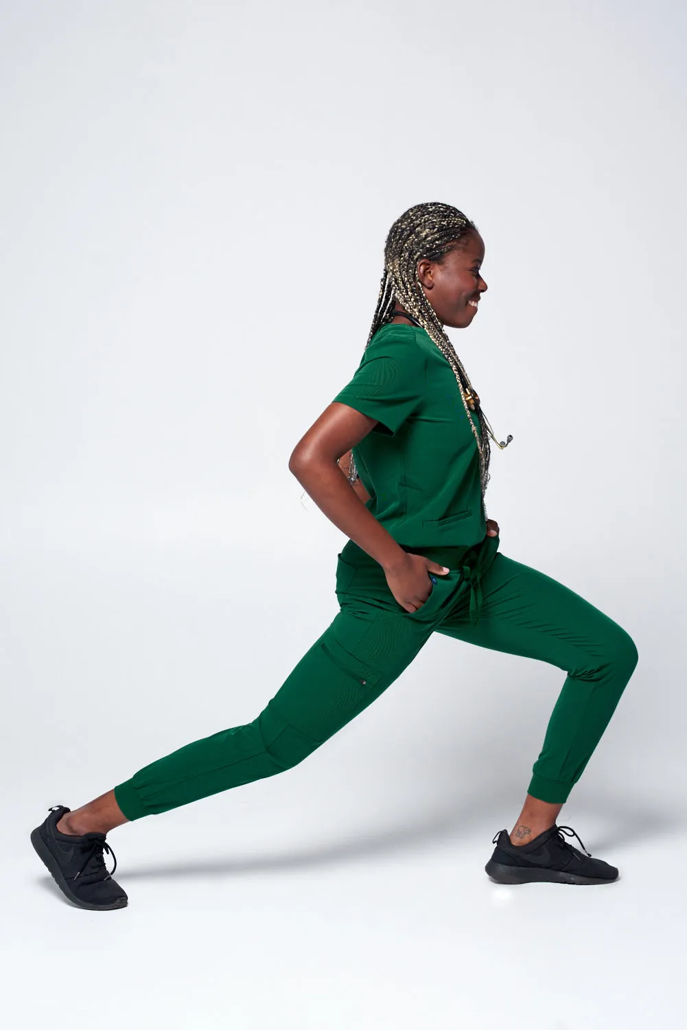 Women's 6-Pocket Jogger