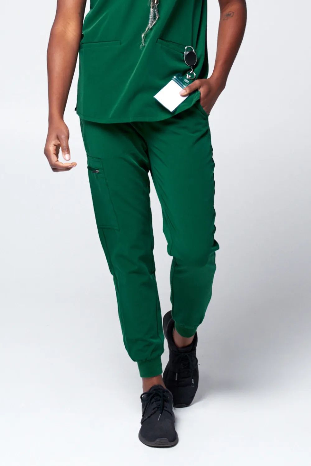 Women's 6-Pocket Jogger