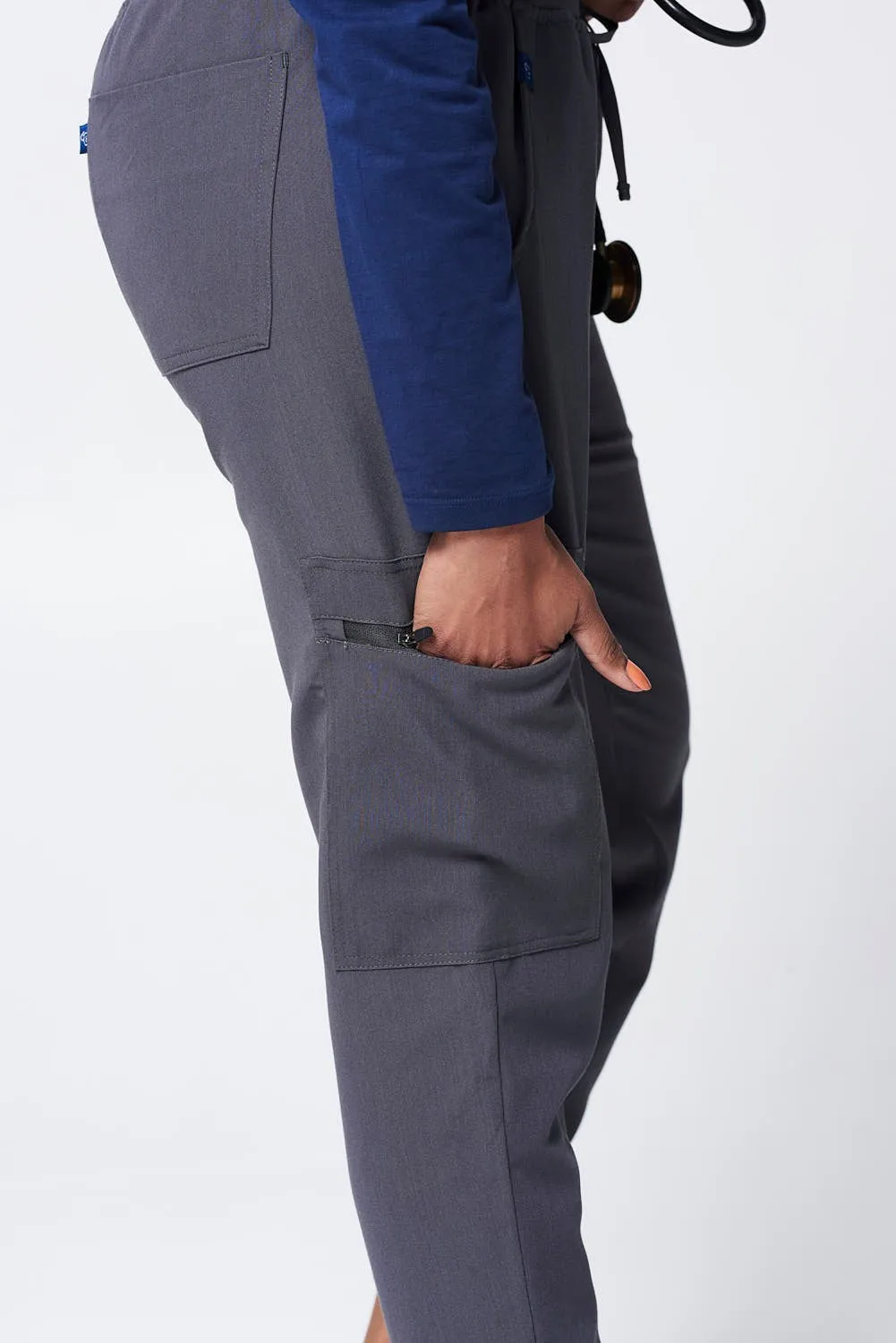 Women's 6-Pocket Jogger